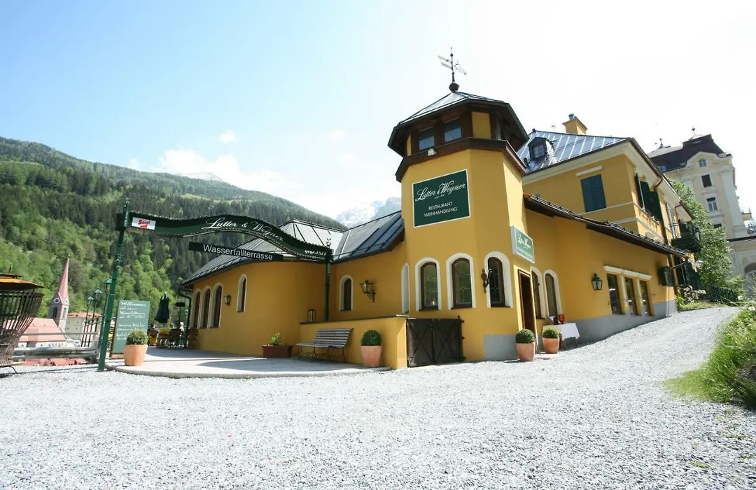 Villa Solitude-1